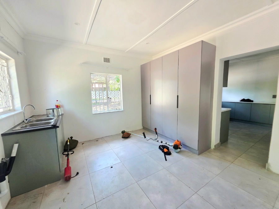 4 Bedroom Property for Sale in Noordhoek Free State